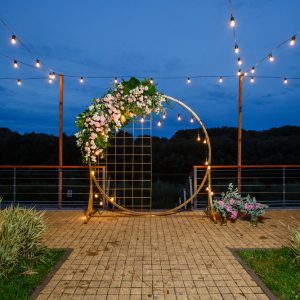 Round Stainless Steel Mesh Arch