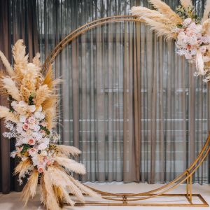 Circle Round Metal Arch - Gold