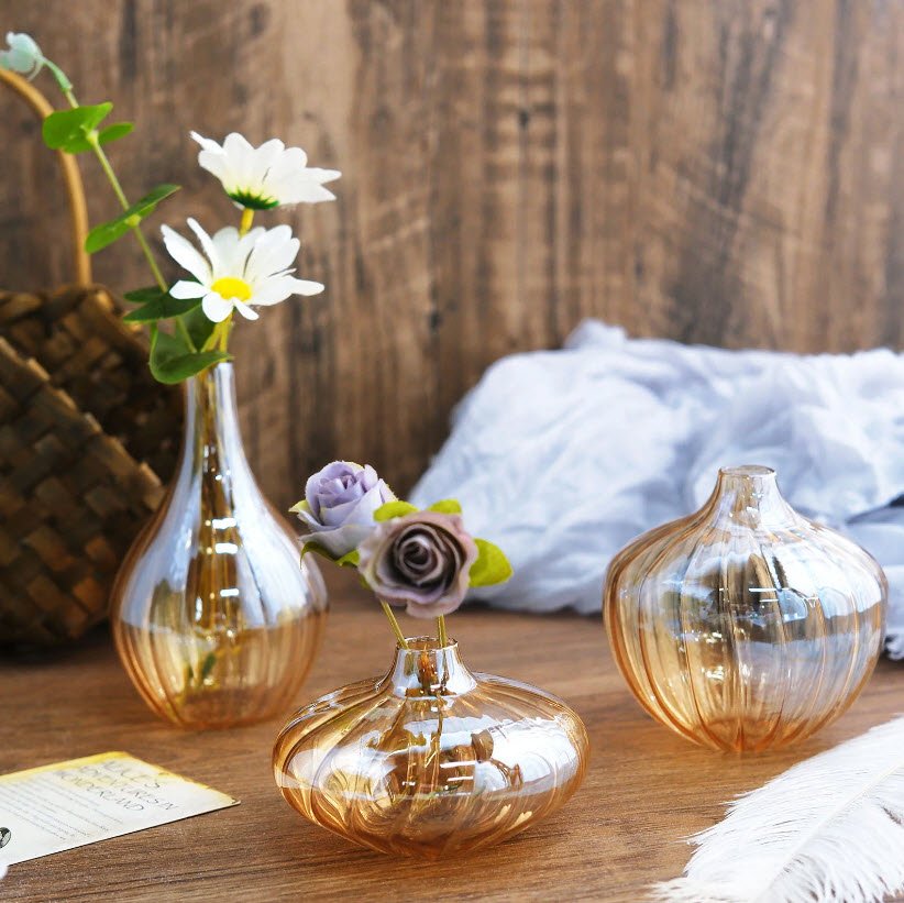 Gold Ribbed Design Glass Flower Vases (Set of 3)