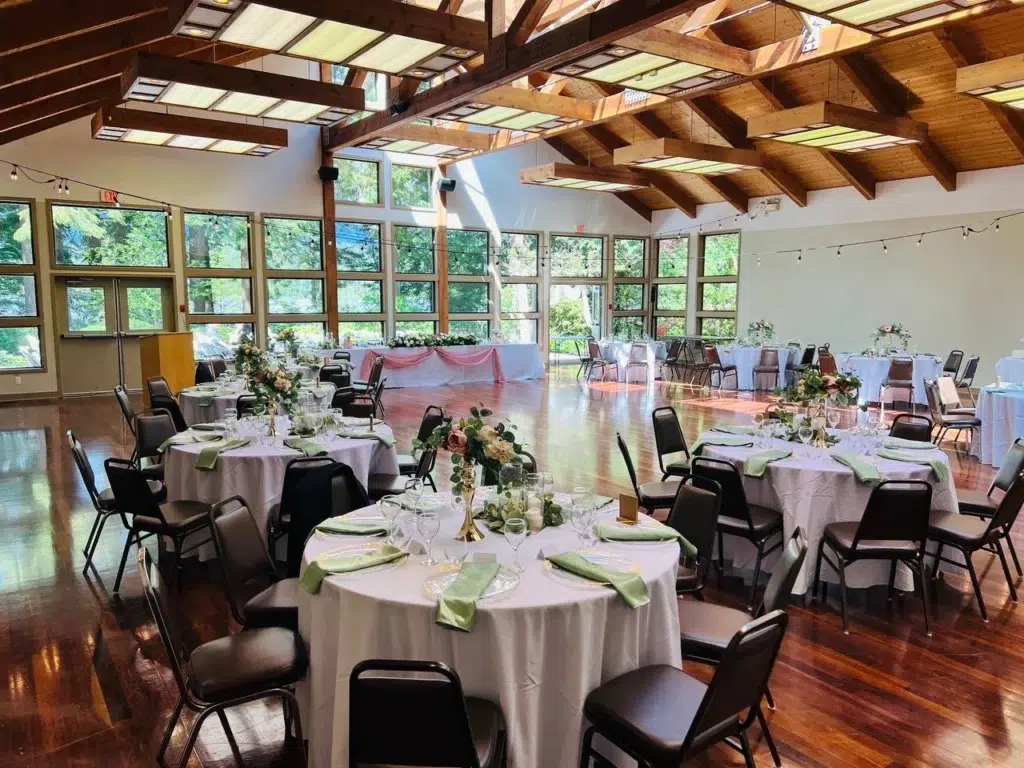 all-inclusive wedding decoration rentals