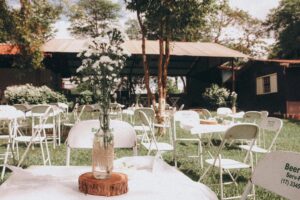 Hiring a Freelance Decorator vs. a Decor Rental Company