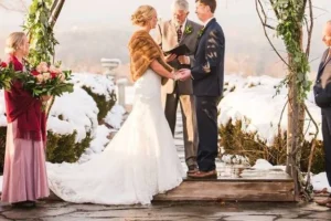 winter wedding decor in Vancouver