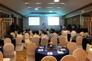 corporate dinner decor ideas